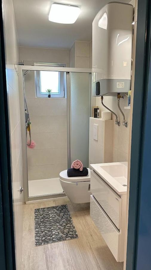 Mimoza Apartmán *