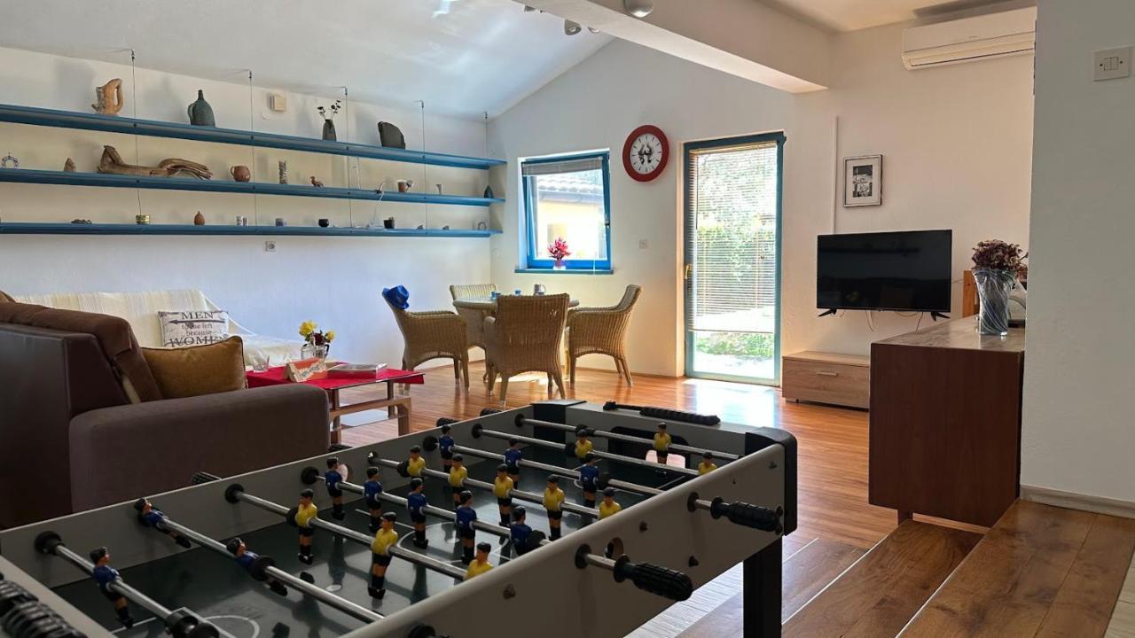 Mimoza Apartment *